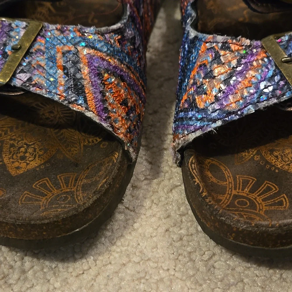 Muk Luks sandals women's size 8 same day shipping Smoke Free Home - Picture 6 of 6